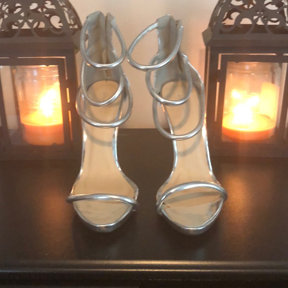 Silver Loop Heels